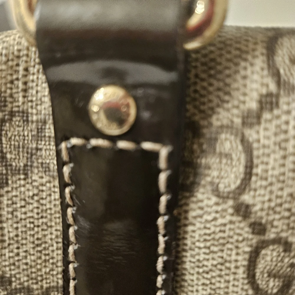 👜 Gucci GG Supreme Boston Satchel - Picture 12 of 15